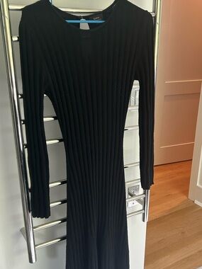 Quince Mongolian Cashmere Wide-Rib Midi Dress